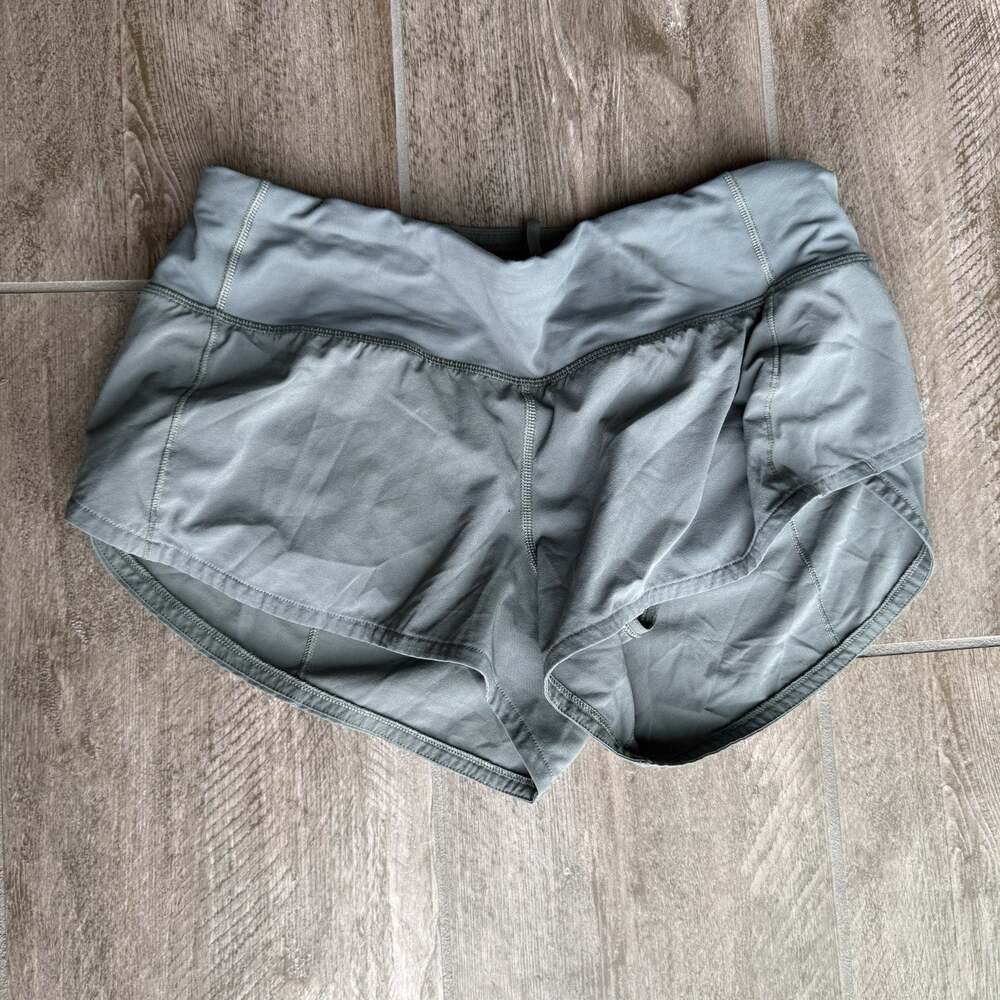 Lululemon Women’s Size 4 Sage Green Running Athletic Shorts Zip Pocket